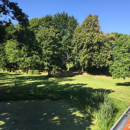 Parkblick Gruener Salon *